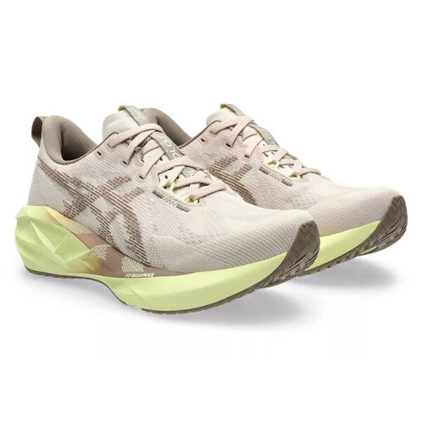 Chaussures de running Asics NOVABLAST 5 Femme