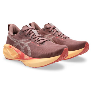 Asics NOVABLAST 5  Femme