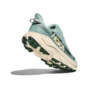 HOKA CHALLENGER 8