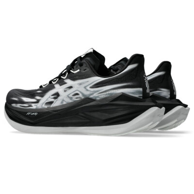 Asics SUPERBLAST 3