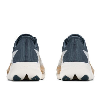 HOKA ROCKET X 3
