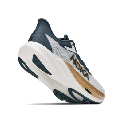 HOKA ROCKET X 3